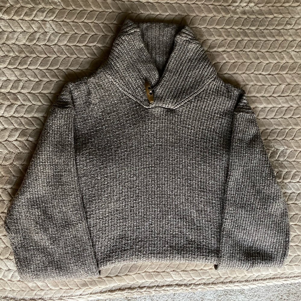 SOLD - Men’s sweater